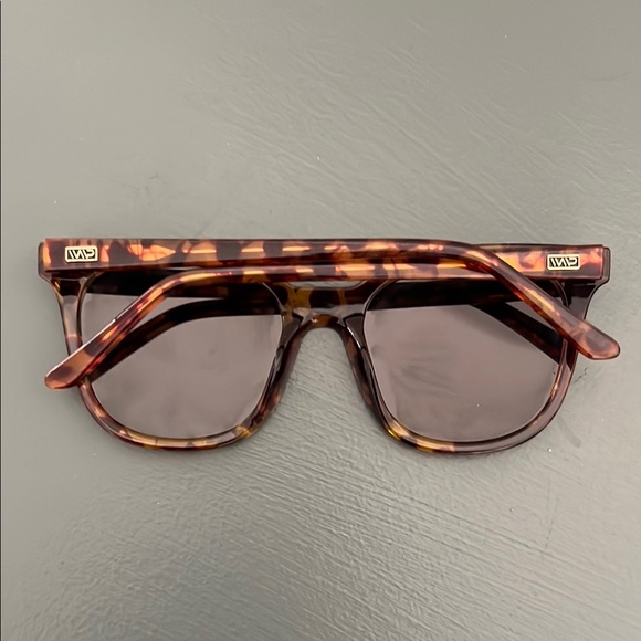 Tortoise Shell Sunglasses - Picture 2 of 2